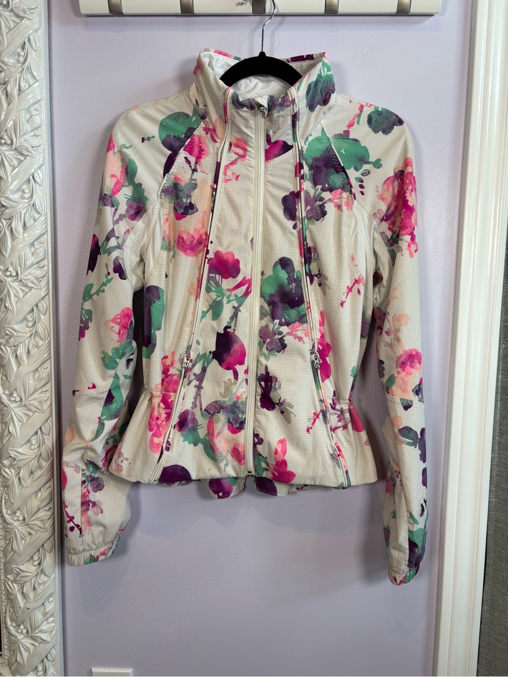 Lululemon athletica Run:Track to Travel Floral Zip-Front Jacket Size 4